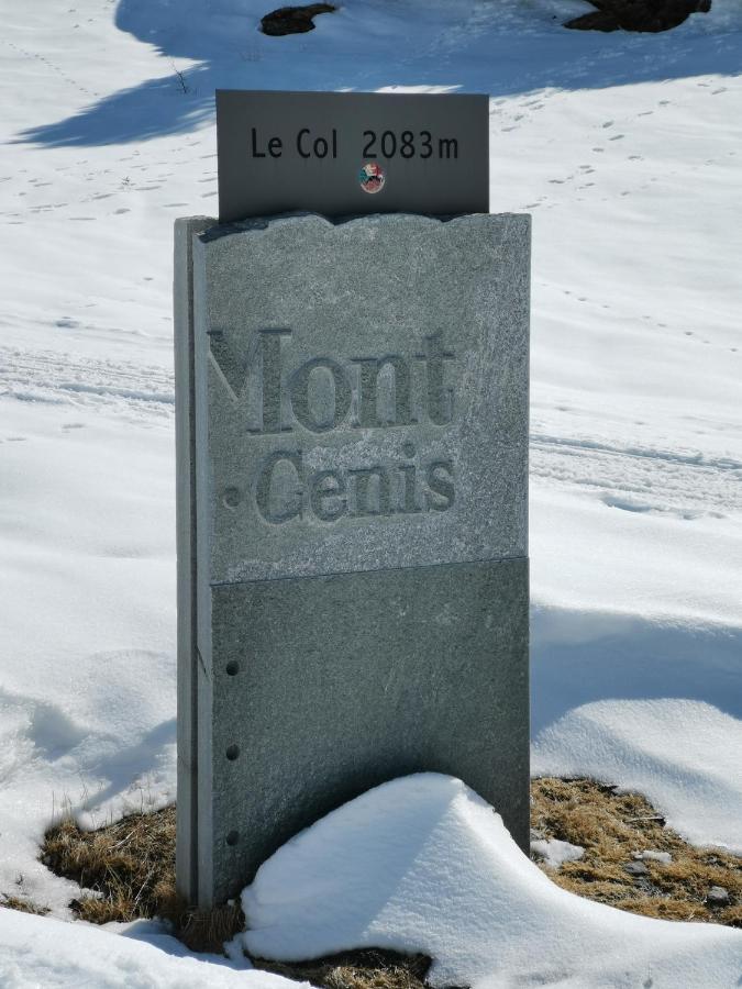 Studio chaleureux à LANSLEVILLARD VAL CENIS 2 pers + 1 enfant Lanslevillard Exterior foto